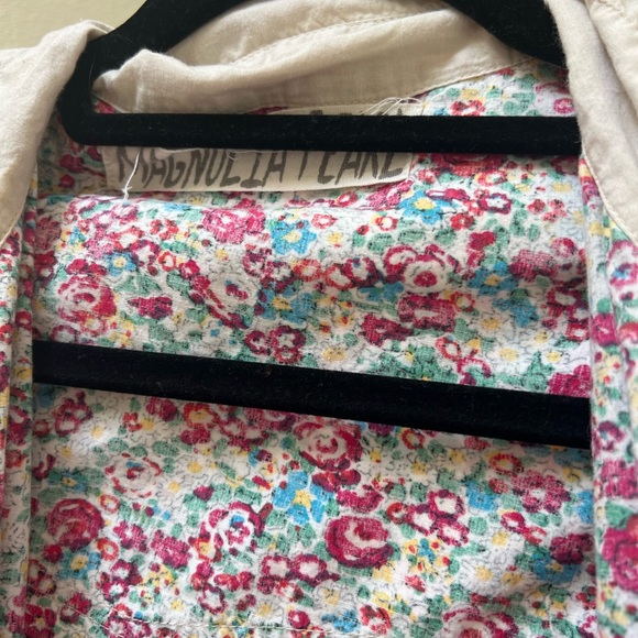 Magnolia Pearl floral shirt - Picture 4 of 6